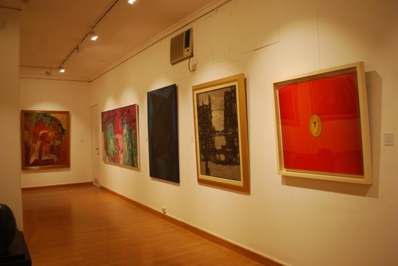 Installation view 13