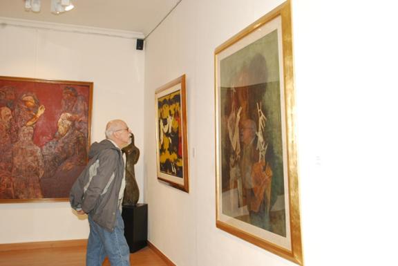 Installation view 12
