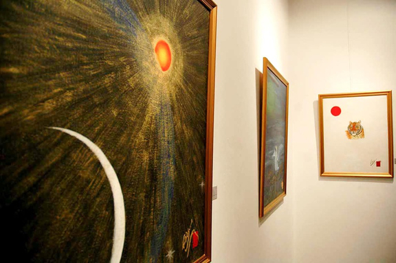 Installation view 3